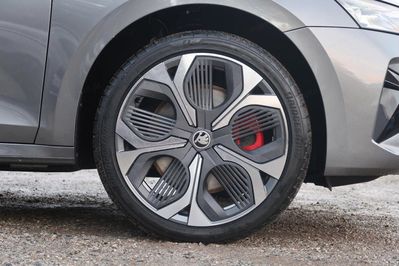 Skoda Octavia RS 2.0 TSI DSG