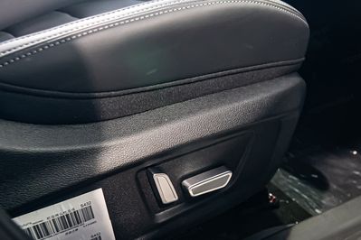 Jac JS8 PRO Pro 1.5 T-GDI 7 DCT 7os.