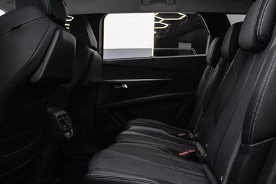 Peugeot 5008 1.5 Bluehdi Allure S&S EAT8