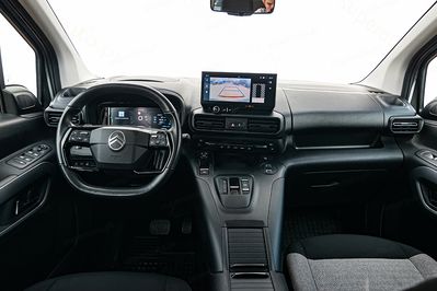 Citroen Berlingo XL L2H1 Max Kombi EAT8