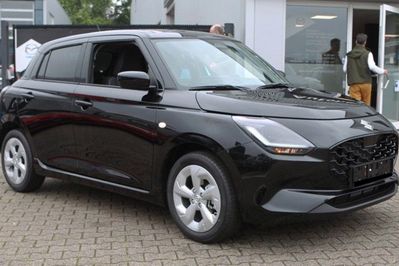 Suzuki Swift Premium Plus 1.2 Dualjet SHVS