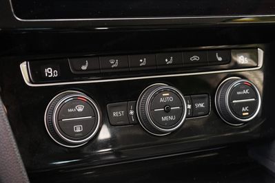 Volkswagen Passat 1.5 TSI DSG