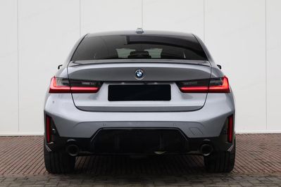 BMW Seria 3 330i xDrive M Sport