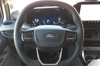 Ford Tourneo Custom 320 L1H1 Sport A8