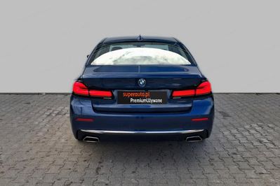 BMW Seria 5 530d xDrive Luxury Line