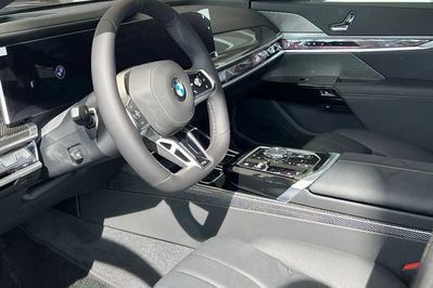 BMW Seria 7 740d xDrive M Sport