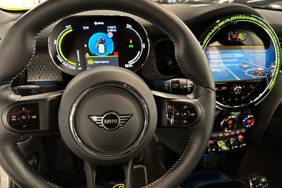 Mini Mini Cooper SE Linia Classic