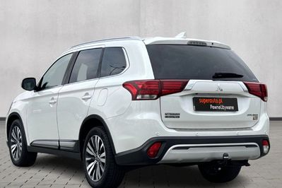 Mitsubishi Outlander 2.0 4WD CVT