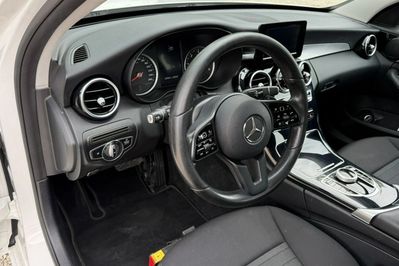 Mercedes Klasa C 220 d 9G-Tronic