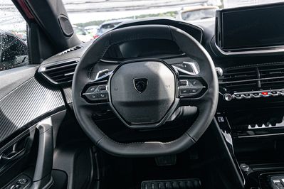 Peugeot 2008 Allure e-DCS 1.2 mHEV
