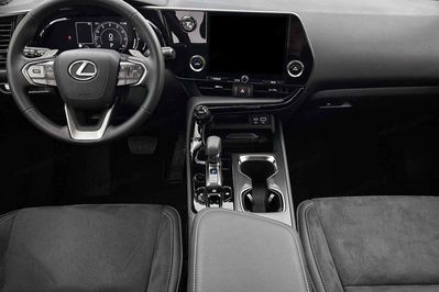 Lexus NX 350h Elegance 2.5 Hybrid