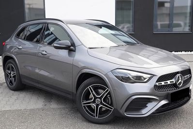 Mercedes GLA 220  4-Matic AMG Line