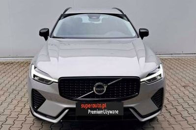 Volvo XC60 B5 B AWD Plus Dark
