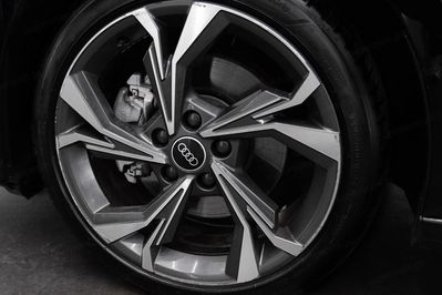 Audi A3 35 TFSI mHEV Advanced S tronic