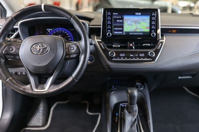 Toyota Corolla 1.8 Hybrid Executive