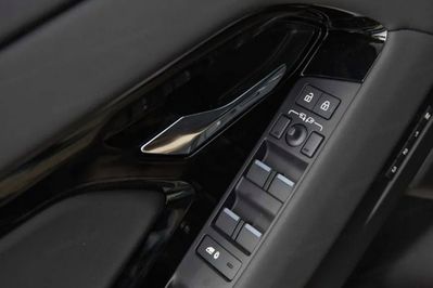 Land Rover Range Rover Evoque D200 Dynamic SE