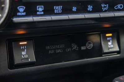 Toyota RAV4 2.5 Hybrid Black Edition By Jbl 4X4