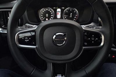 Volvo V60 D3 R-Design