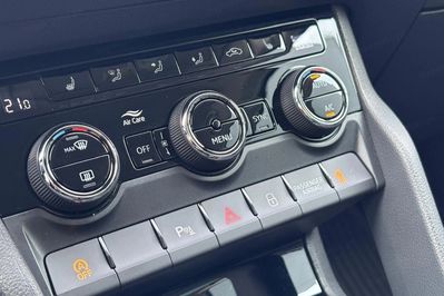 Skoda Karoq 1.5 TSI Selection