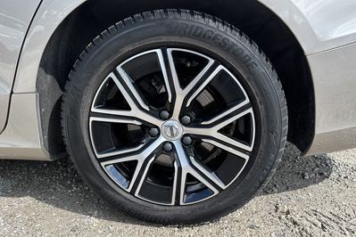 Volvo V60 B3 B Core