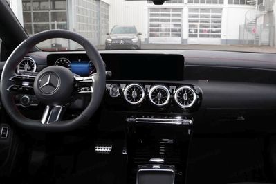 Mercedes CLA 200 AMG Line