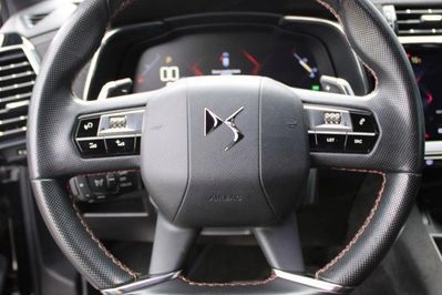 DS DS7 Crossback Performance Line