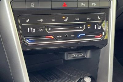 Volkswagen T-Roc 1.5 TSI Life DSG