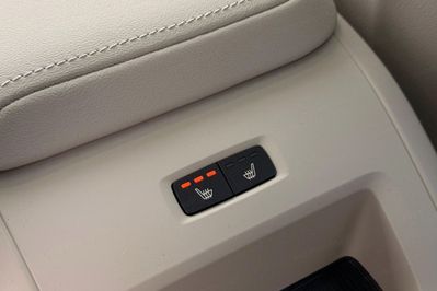 Volvo XC60 T6 Plug-In Hybrid AWD Ultra Dark aut