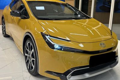 Toyota Prius Prestige 2.0 Hybrid Plug-in