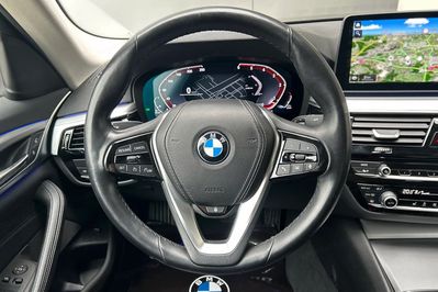 BMW Seria 5 518d aut