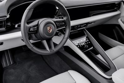 Porsche Macan 4