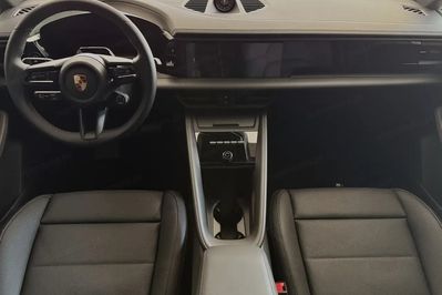 Porsche Macan 4
