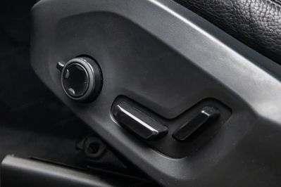 Volvo XC60 T6 Plug-In Hybrid AWD Plus Bright