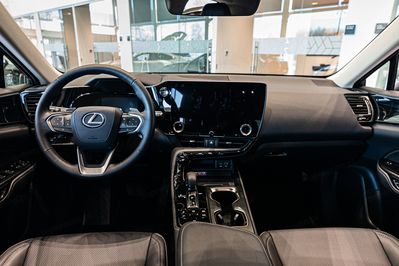 Lexus NX 450h+ Prestige 2.5 Plug-in Hybrid