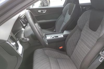 Volvo V60 B4 B Core
