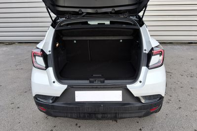 Renault Captur TECHNO 1.8 E-Tech Full Hybrid AT