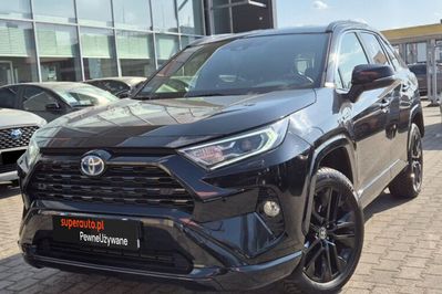 Toyota RAV4 2.5 Hybrid Black Edition by JBL 4x4