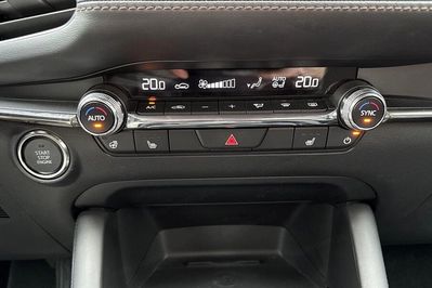 Mazda 3 2.0 Center-Line