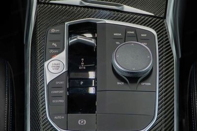 BMW Seria 3 330i xDrive M Sport