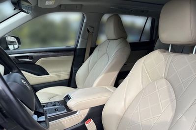 Toyota Highlander 2.5 Hybrid Executive