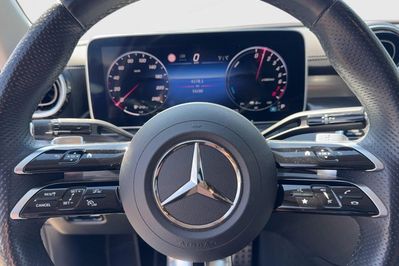 Mercedes Klasa C 300 e 4MATIC AMG Line