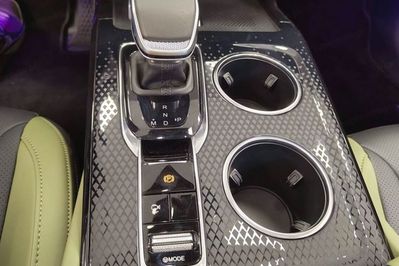 Hongqi HS3 1.5T FWD