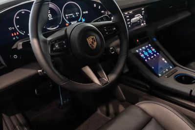 Porsche Taycan 4S Black Edition
