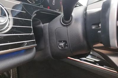 Mercedes Klasa E 200 AMG