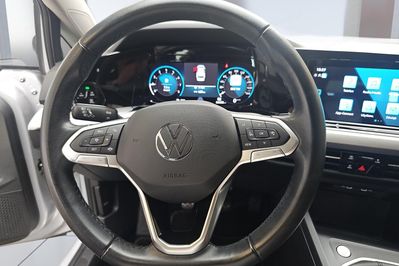 Volkswagen Golf VIII 1.5 TSI EVO Life