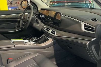 DFSK E5 Prestige 1.5  PHEV E-CVT