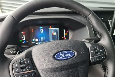 Ford Transit 350 L3H2 Limited A8