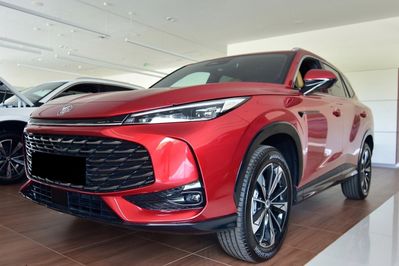 MG HS 1.5T HEV+ Excite aut