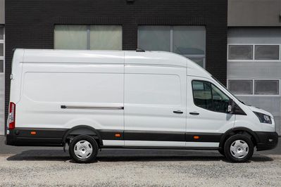 Ford Transit L4H3