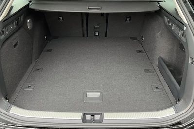 Volkswagen Passat Business Plus 1.5 TSI mHEV DSG